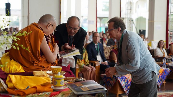 Henderson meets the Dalai Lama